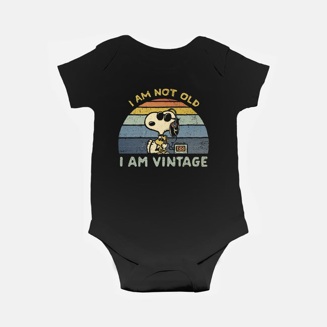 I Am Vintage-Baby-Basic-Onesie-kg07
