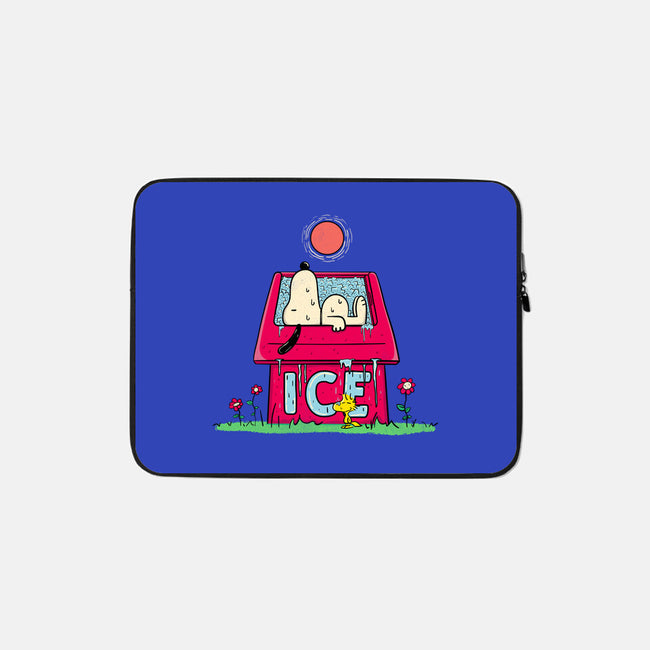 Icehouse-None-Zippered-Laptop Sleeve-rocketman_art