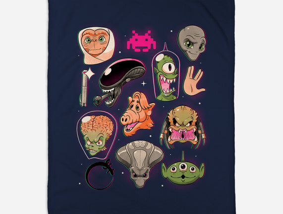 We Love Aliens