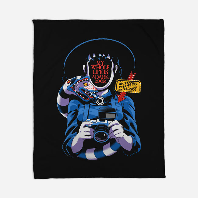 Dark Room-None-Fleece-Blanket-Jorgetiradoart