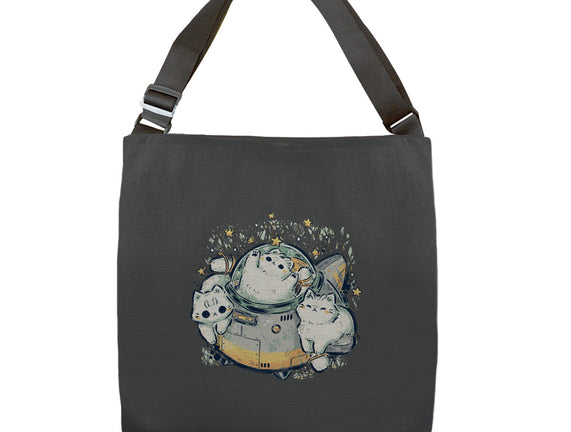 Cute Alien Cats Spaceship