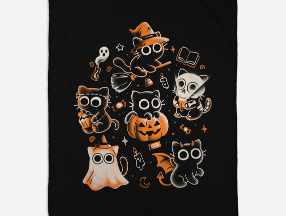 Spooky Kitten Family