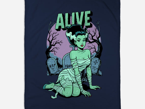 Horror Pinup
