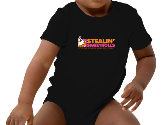 Stealin' Sweetrolls