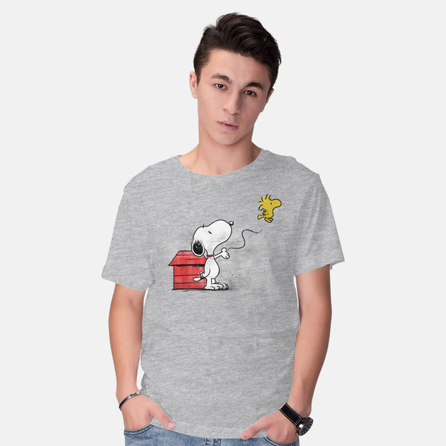 Dog With Bird-mens basic tee-zascanauta