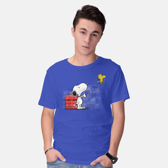 Dog With Bird-mens basic tee-zascanauta