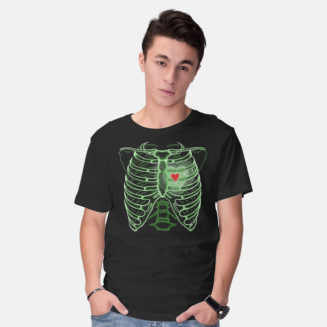 Grinch's Heart-mens basic tee-IKILO