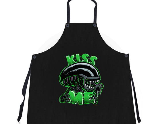 Alien Kiss Me