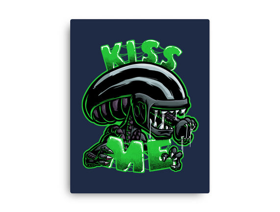 Alien Kiss Me