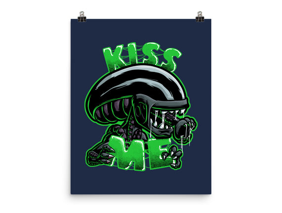 Alien Kiss Me