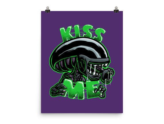 Alien Kiss Me