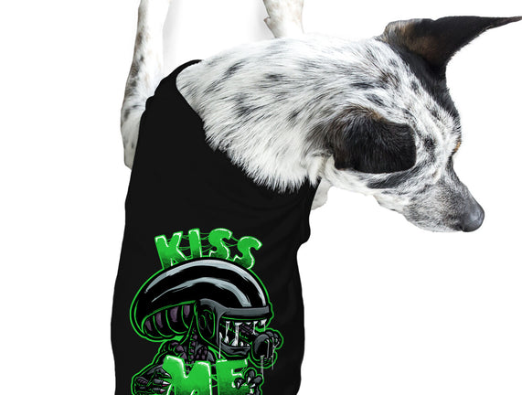 Alien Kiss Me