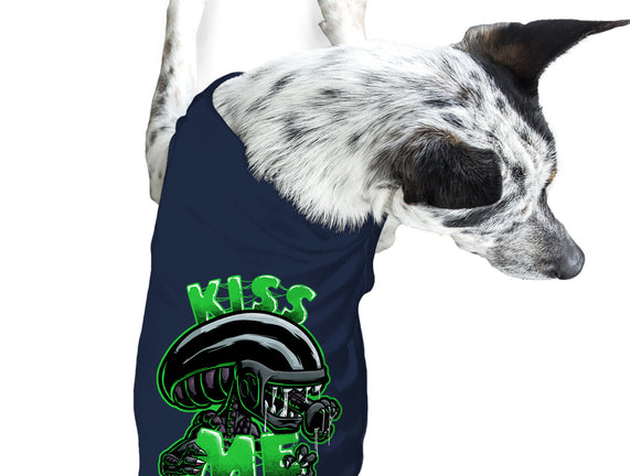 Alien Kiss Me