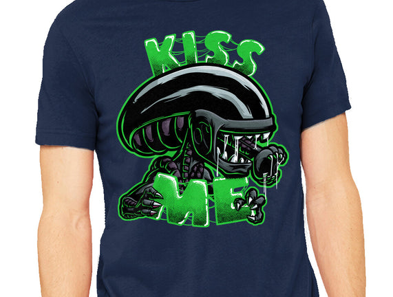 Alien Kiss Me