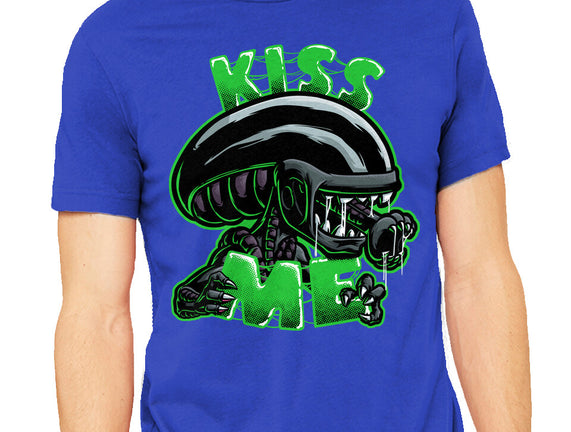 Alien Kiss Me