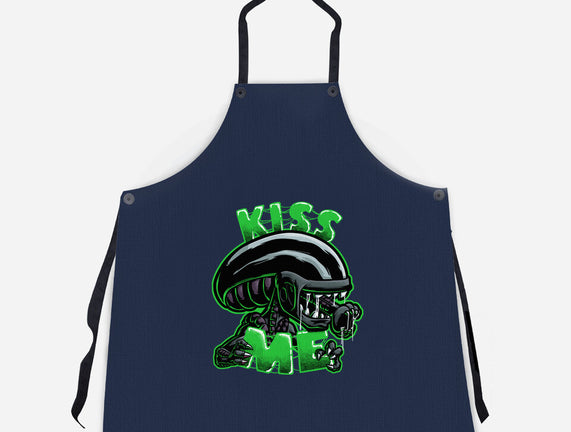 Alien Kiss Me
