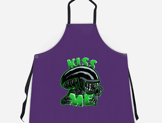 Alien Kiss Me
