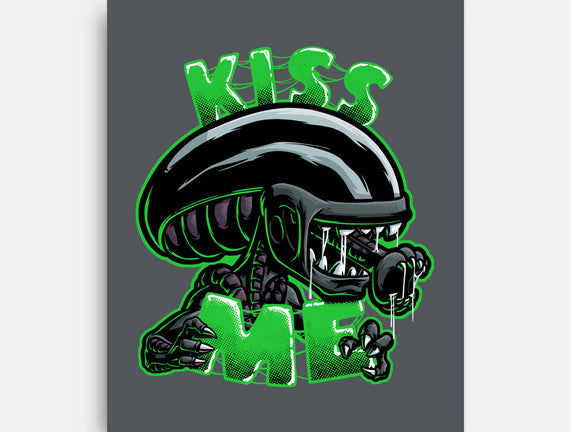 Alien Kiss Me