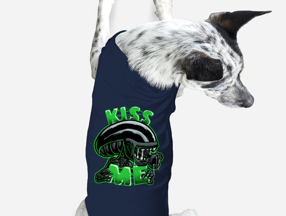 Alien Kiss Me