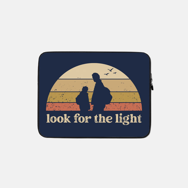 Look For It-none zippered laptop sleeve-retrodivision