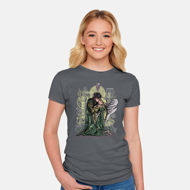 The Dark Kiss-Womens-Fitted-Tee-zascanauta