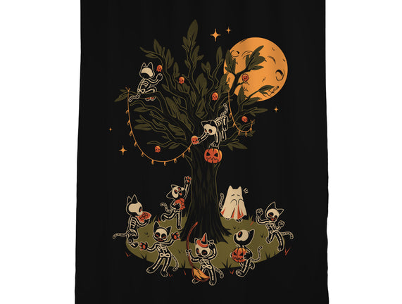 Black Cats Tree