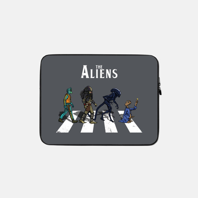 The Aliens-None-Zippered-Laptop Sleeve-drbutler