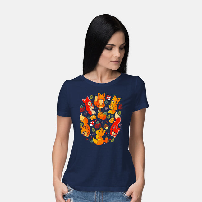 Foxes Autumn-Womens-Basic-Tee-Vallina84