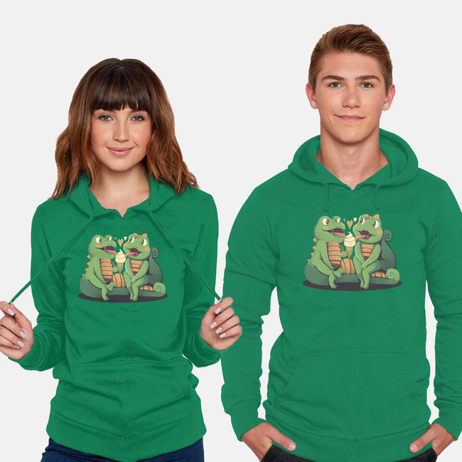 Gecko Love Ice Cream-Unisex-Pullover-Sweatshirt-tobefonseca