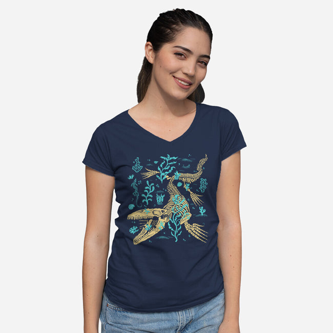 Mosasaurus Fossils-Womens-V-Neck-Tee-estudiofitas