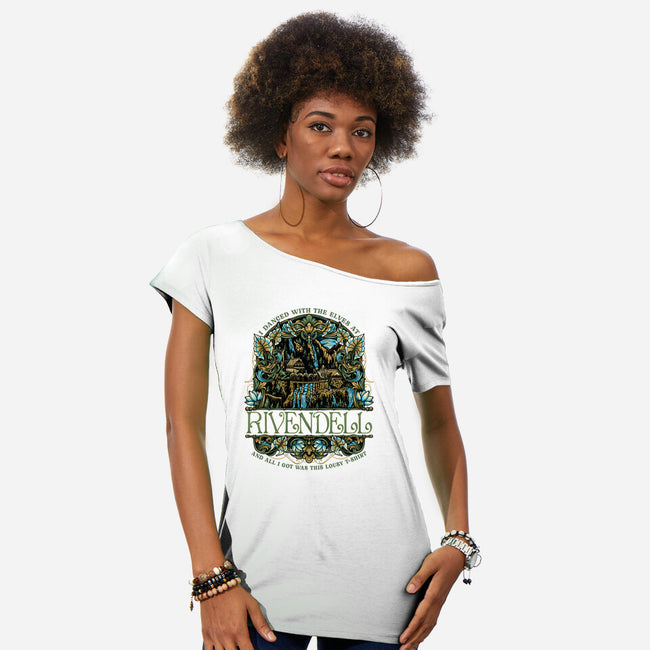 I Went To See The Elves-Womens-Off Shoulder-Tee-glitchygorilla