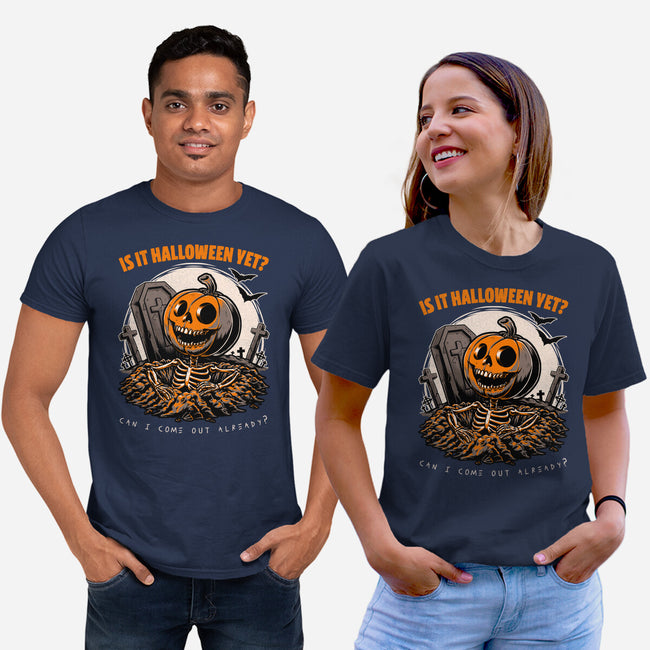 Halloween Approaches-Unisex-Basic-Tee-Studio Mootant