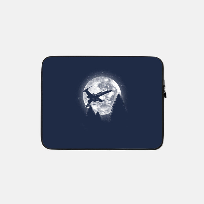 Moonlight Fighter-None-Zippered-Laptop Sleeve-fanfreak1