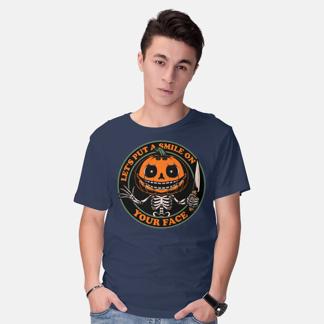 Smiling Creepy Pumpkin-Mens-Basic-Tee-Studio Mootant