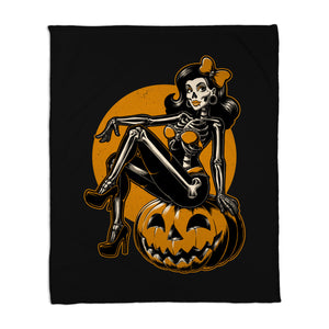 Halloween Pinup