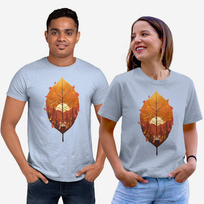 Red Leaf Panda-Unisex-Basic-Tee-dandingeroz