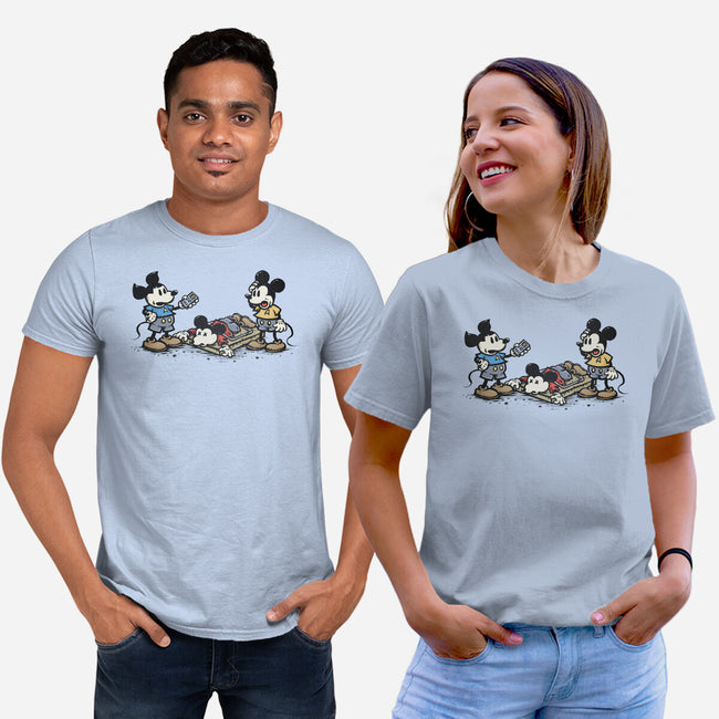 Red Shirt Mouse-Unisex-Basic-Tee-kg07