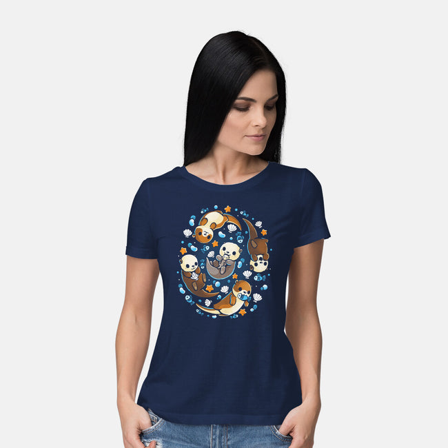 Otter Family-Womens-Basic-Tee-Vallina84