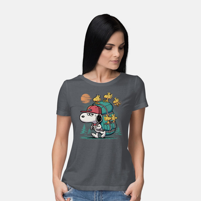 Beagle Hike-Womens-Basic-Tee-Popnotic