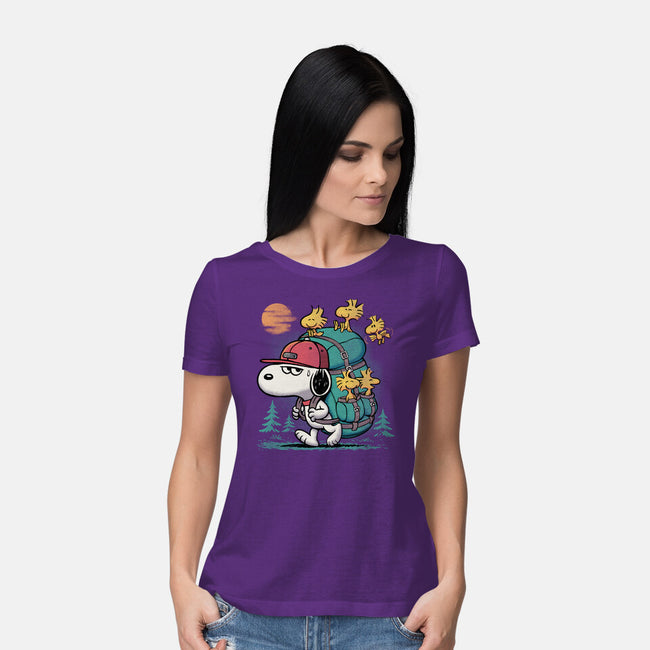 Beagle Hike-Womens-Basic-Tee-Popnotic