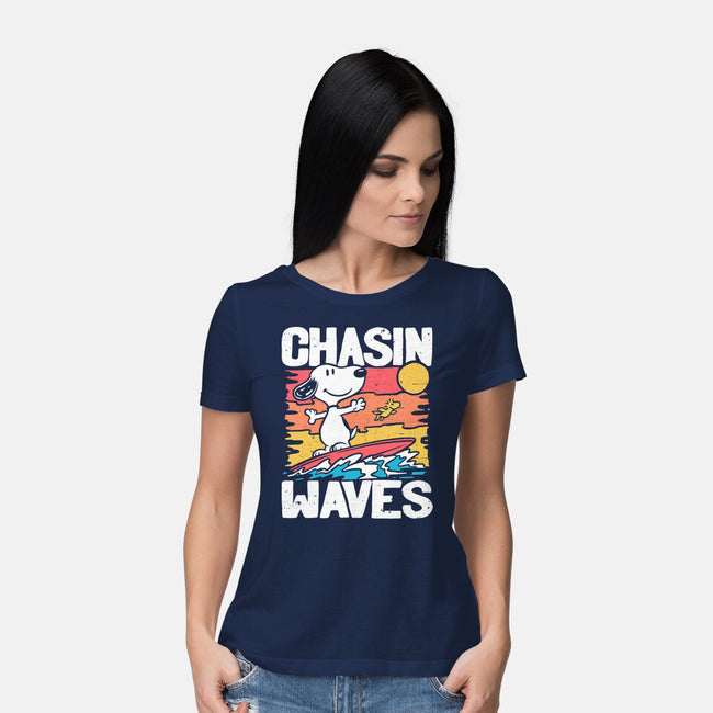 Beagle Summer Surf-Womens-Basic-Tee-Studio Mootant