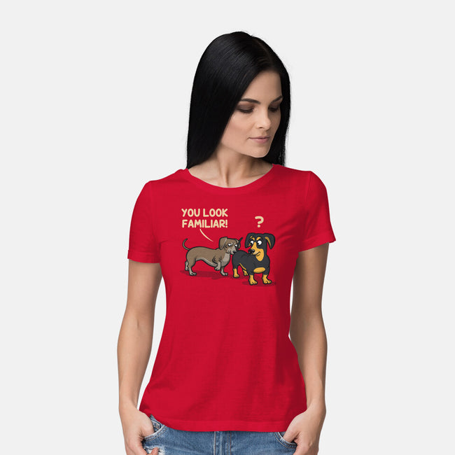 You Look Familiar-Womens-Basic-Tee-zascanauta