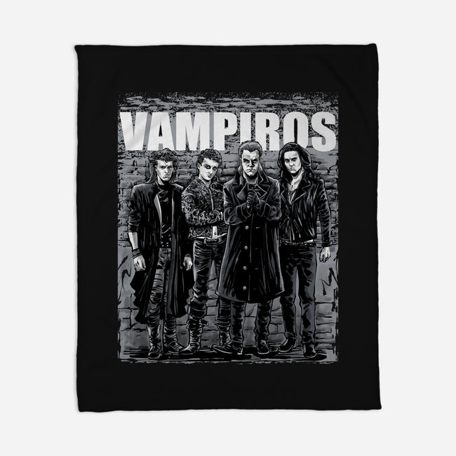Vampiros-None-Fleece-Blanket-zascanauta
