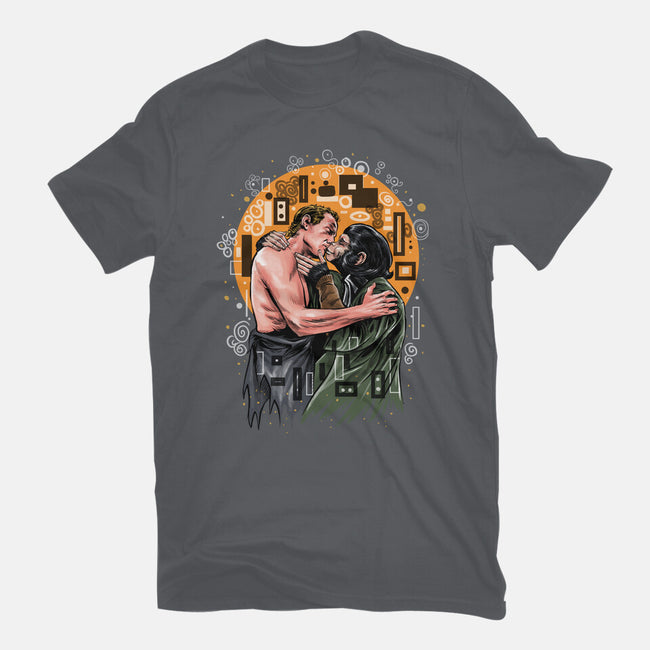 Kiss For The Planet Of The Apes-Mens-Basic-Tee-zascanauta