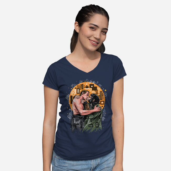 Kiss For The Planet Of The Apes-Womens-V-Neck-Tee-zascanauta