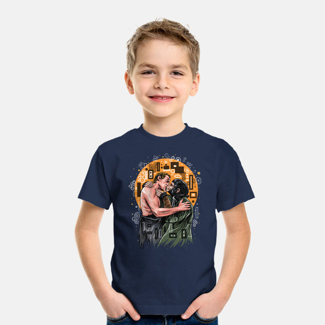 Kiss For The Planet Of The Apes-Youth-Basic-Tee-zascanauta