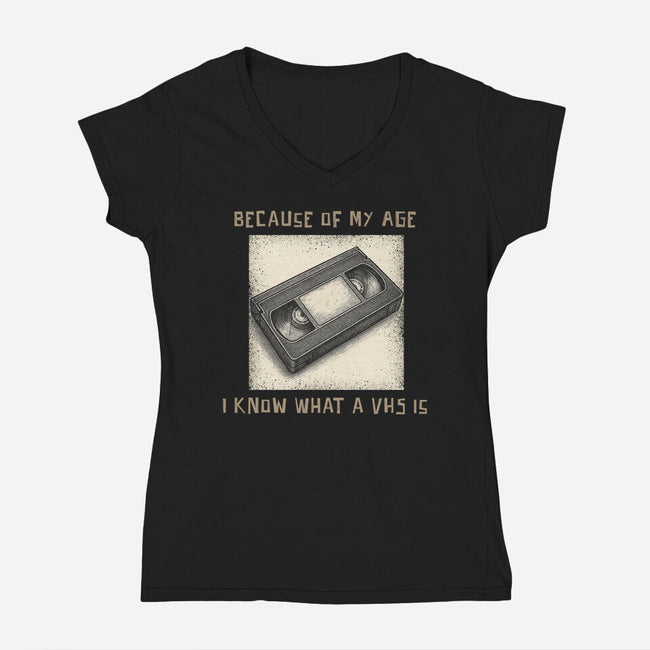 I Survived The VHS Era-Womens-V-Neck-Tee-Lorets