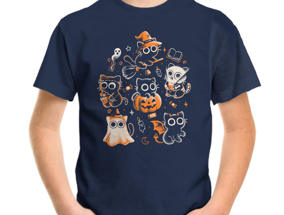 Spooky Kitten Family