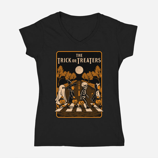 Halloween Album Cover-Womens-V-Neck-Tee-Studio Mootant