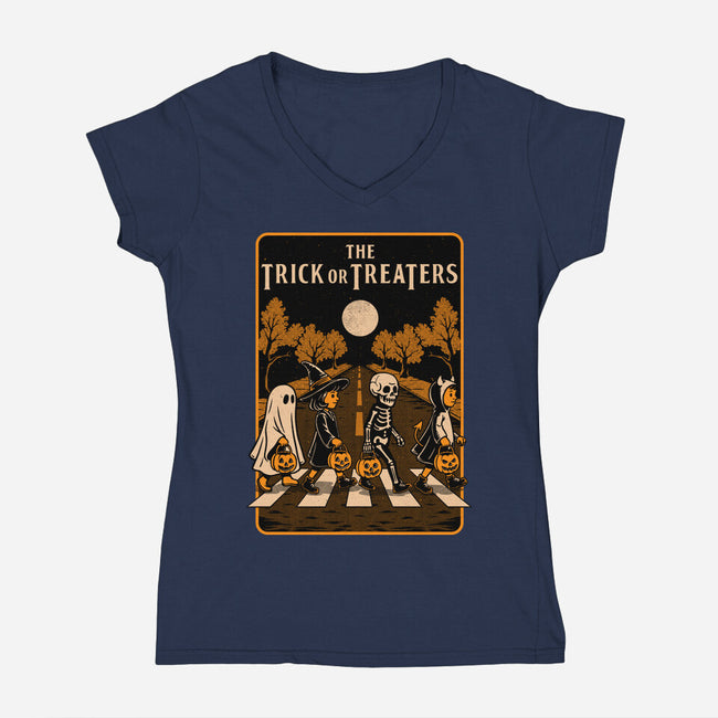 Halloween Album Cover-Womens-V-Neck-Tee-Studio Mootant